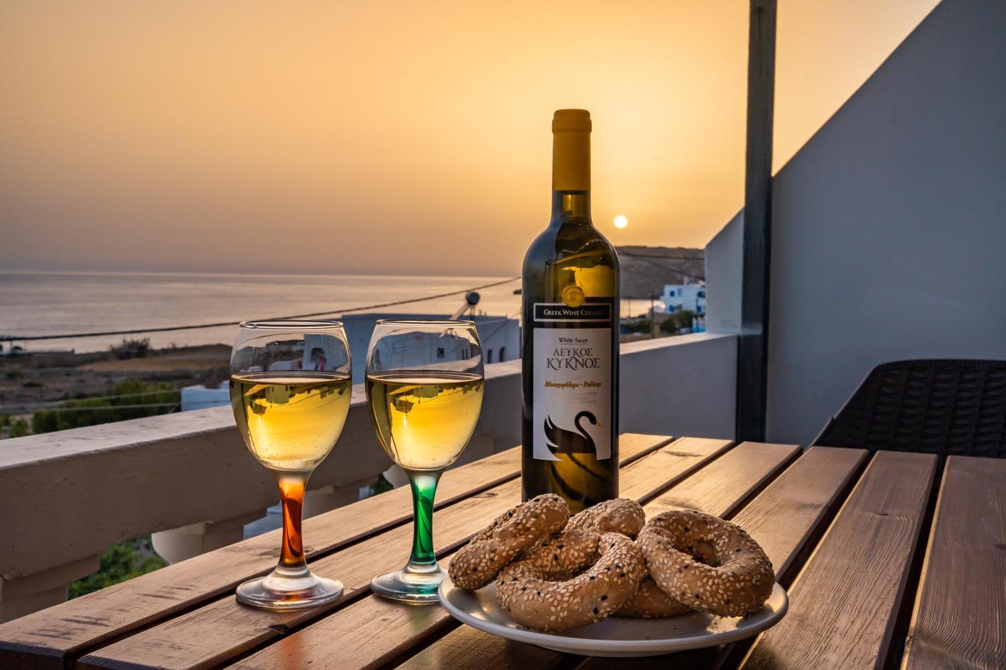 Готель Sun Week Bay Lefkos  Екстер'єр фото