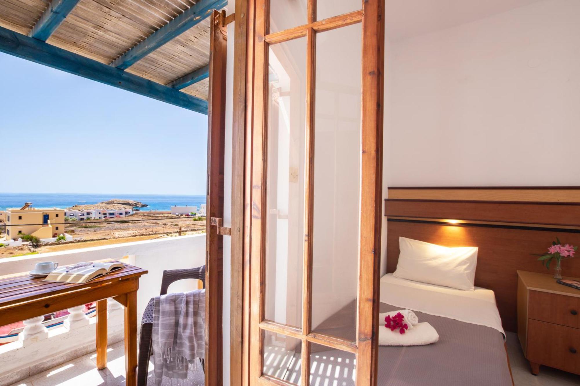Готель Sun Week Bay Lefkos  Екстер'єр фото